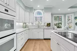 1849 Shell Ring Cir, Mount Pleasant, SC 29466 - Photo 10