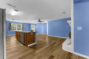 300 Logan Dr, Summerville, SC 29483 - Photo 10