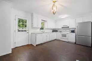 302 Springview Ln, Summerville, SC 29485 - Photo 8