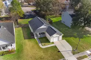 2470 Calamari Ct, North Charleston, SC 29406 - Photo 2