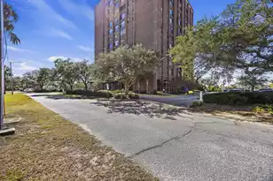 14 Lockwood Dr, Charleston, SC 29401 - Photo 28