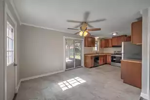 109 Englewood Rd, Goose Creek, SC 29445 - Photo 8