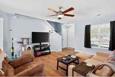 539 Holiday Drive, Summerville, SC 29483 - Photo 4