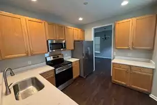 1868 Hubbell Dr, Mount Pleasant, SC 29466 - Photo 8