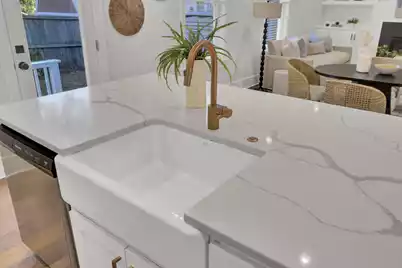 515 Bank Street, Mount Pleasant, SC 29464 - Photo 16