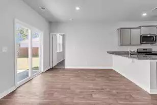 602 Solar Ct, Summerville, SC 29486 - Photo 10