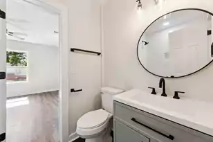 2136 Commander, North Charleston, SC 29405 - Photo 12