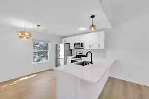 117 Totem Ct, Summerville, SC 29486 - Photo 2