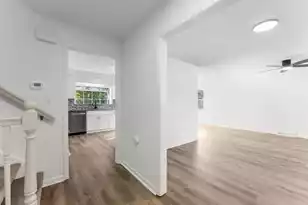 325 Fairington Dr, Summerville, SC 29485 - Photo 4