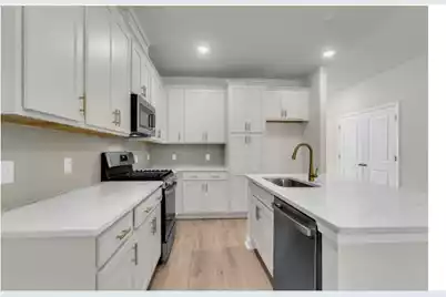 5050 Blackberry Lane Lane, Ravenel, SC 29470 - Photo 4