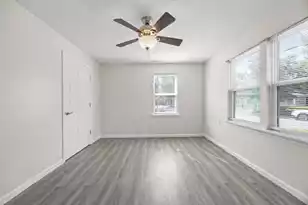 1903 Grayson St, North Charleston, SC 29405 - Photo 8