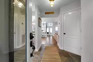 1162 Shadow Lake Cir, Mount Pleasant, SC 29464 - Photo 2