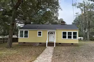 312 Rivers St, Walterboro, SC 29488 - Photo 2