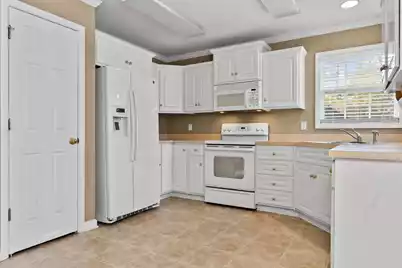 382 Orangepark Drive, Orangeburg, SC 29115 - Photo 6