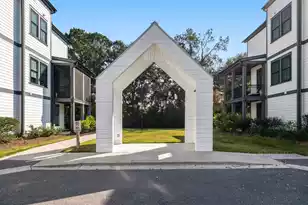 1616 Florentia St, Mount Pleasant, SC 29464 - Photo 2