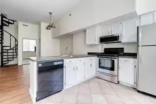 235 King St, Charleston, SC 29401 - Photo 10