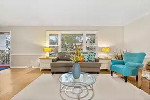 321 Fairington Dr, Summerville, SC 29485 - Photo 2