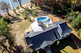 3270 Princess Pond Rd, Summerton, SC 29148 - Photo 4