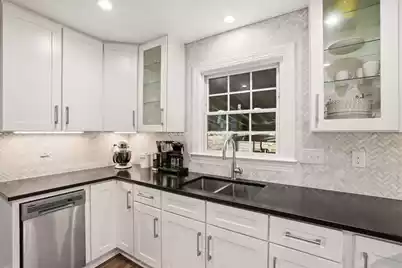 5210 Ashcroft Avenue, North Charleston, SC 29405 - Photo 12