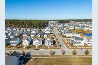 670 Blueway Avenue, Summerville, SC 29486 - Photo 2