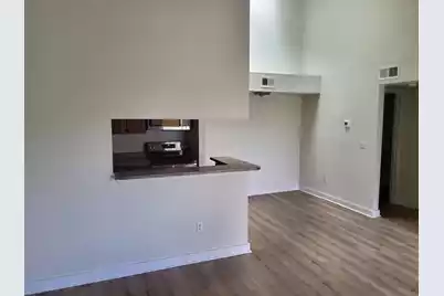 1481 Center Street #104, Mount Pleasant, SC 29464 - Photo 2