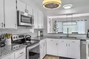 1127 Hidden Cove Dr #35, Mount Pleasant, SC 29464 - Photo 4