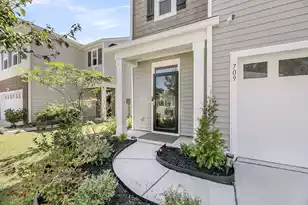 709 Pepperbush St, Charleston, SC 29414 - Photo 2