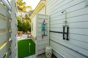 304 4th Ave, Mount Pleasant, SC 29464 - Photo 42