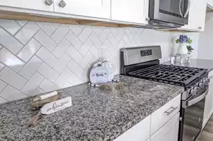 433 Carrara Dr, Summerville, SC 29486 - Photo 2