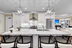 155 Wingo Way Way, Mount Pleasant, SC 29464 - Photo 2