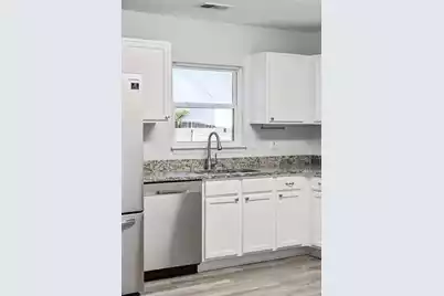 8050 Long Shadow Lane, North Charleston, SC 29406 - Photo 10