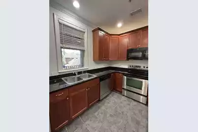 5565 Colonial Chatsworth Circle, North Charleston, SC 29418 - Photo 10