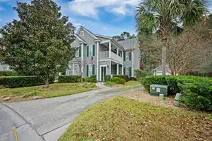 224 Cameron St, Summerville, SC 29486 - Photo 2