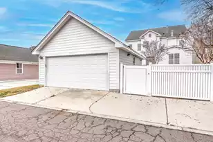 307 Amaryllis Ave, Summerville, SC 29483 - Photo 44