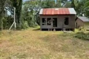 305 1st N Street E, Summerville, SC 29483 - Photo 1