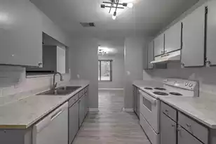 403 Green Castle Dr, Goose Creek, SC 29445 - Photo 6