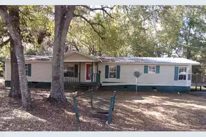 372 Gum Street E, Allendale, SC 29810 - Photo 1