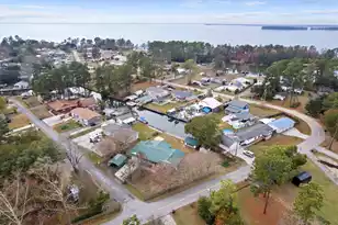 402 Chippendale Ln, Bonneau, SC 29431 - Photo 6