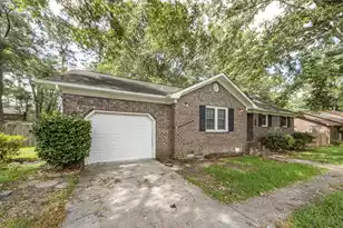 305 Chessington Cir, Summerville, SC 29485 - Photo 36