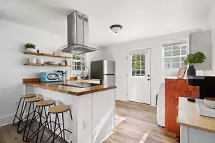 4995 Chateau Ave #A/B, North Charleston, SC 29405 - Photo 8