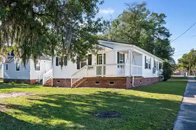 4995 Chateau Avenue #A/B, North Charleston, SC 29405 - Photo 2