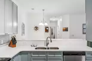 702 Marymont Ln E, Charleston, SC 29414 - Photo 12
