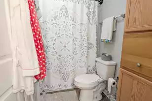 1300 River Rock Rd, Hanahan, SC 29410 - Photo 16