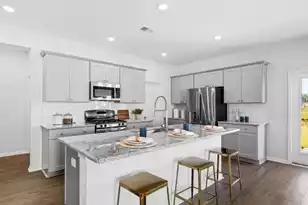 210 Threaded Fern St, Summerville, SC 29485 - Photo 2