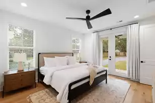 916 Kincade Dr, Mount Pleasant, SC 29464 - Photo 18