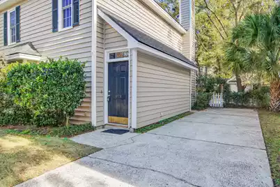 978 Governors Road, Mount Pleasant, SC 29464 - Photo 2