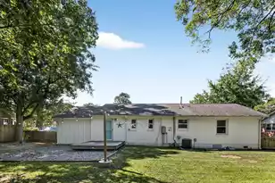 712 Longfellow Rd, Charleston, SC 29407 - Photo 8