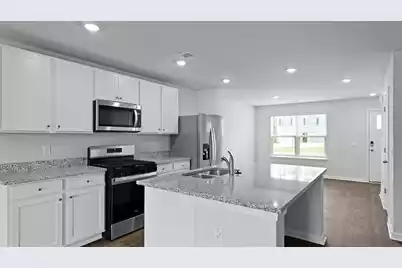 913 Long Bluff Road, Summerville, SC 29486 - Photo 2