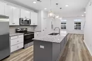 4633 Forest Hills Dr, North Charleston, SC 29418 - Photo 2