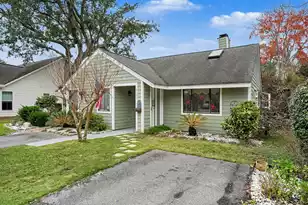 1131 Daffodil Ln, Mount Pleasant, SC 29464 - Photo 4